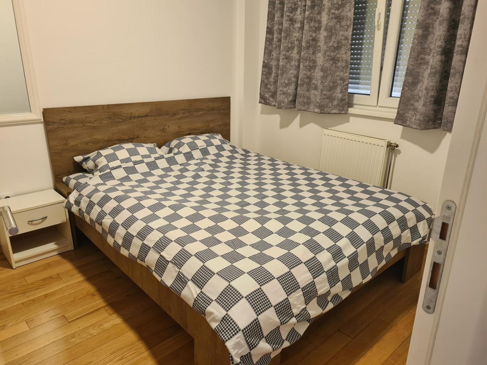 Modern Apartment Banja Luka Esterno foto